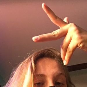 Meet your Posher, Sky